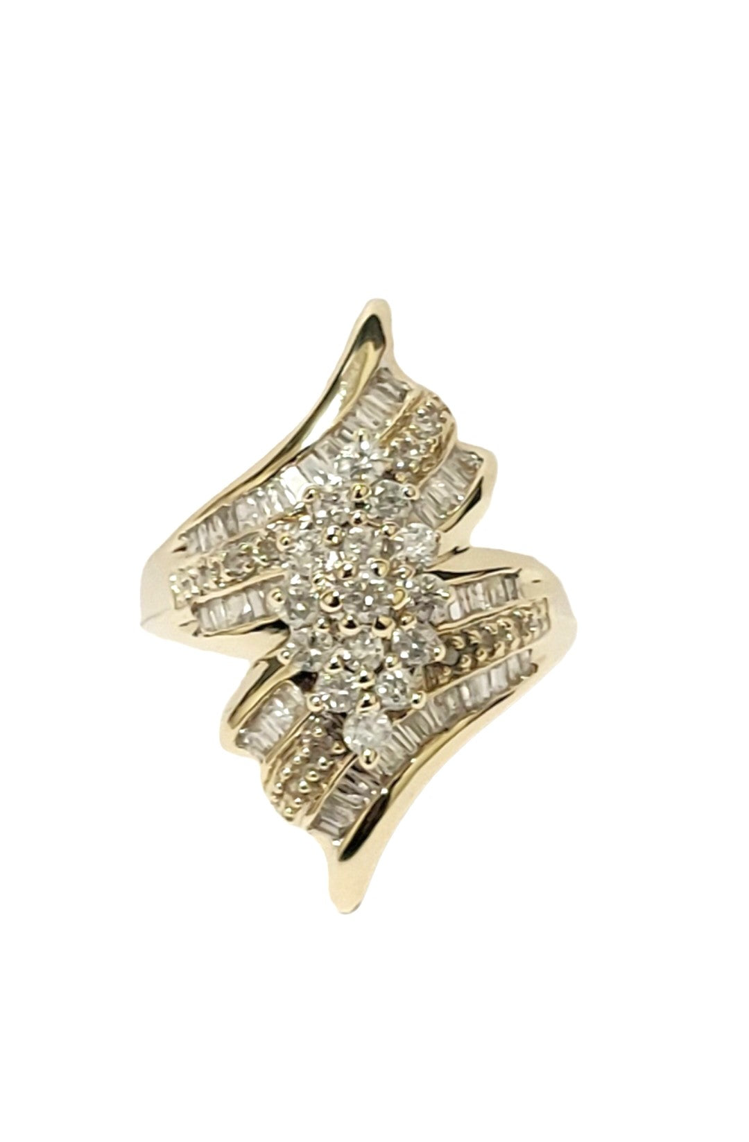 14k Ladies Yellow Gold round & baguette 2.0CT Diamonds ring