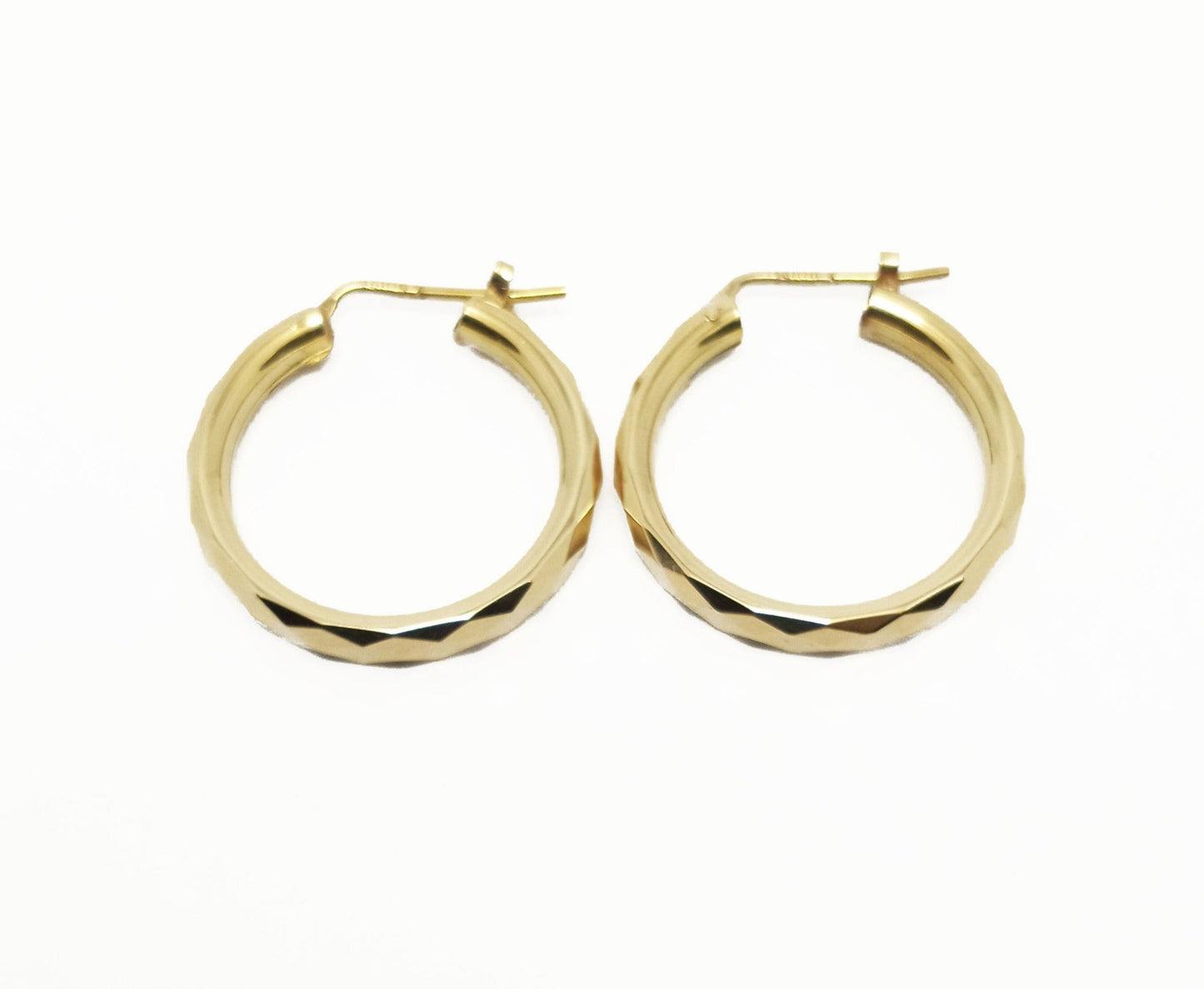 14K Yellow gold hoop earrings