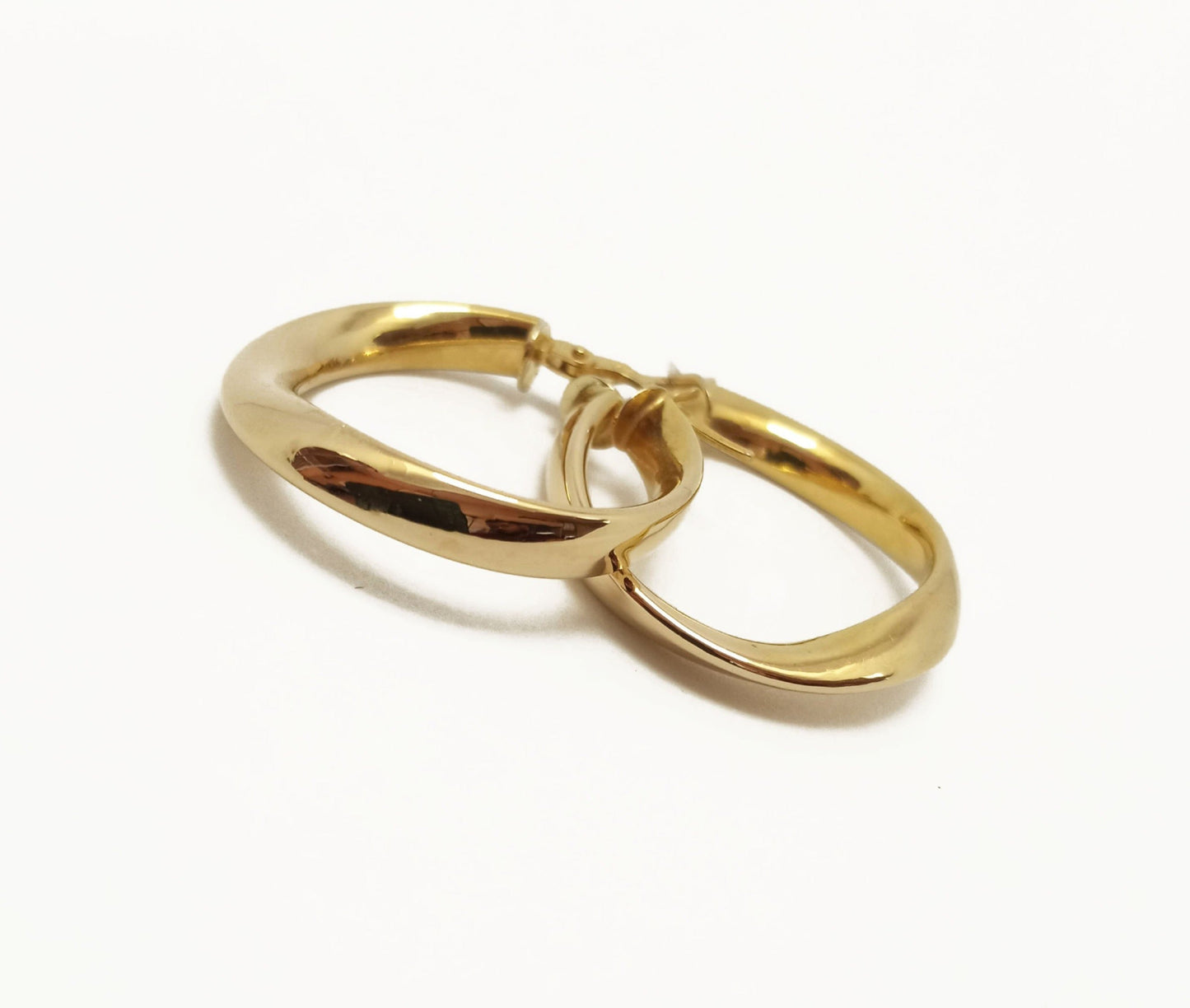 14K Yellow Gold Hoop Earrings