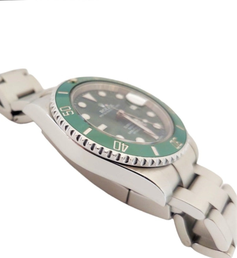 Rolex 41mm Submariner Hulk 116610LV Green Oyster Ceramic