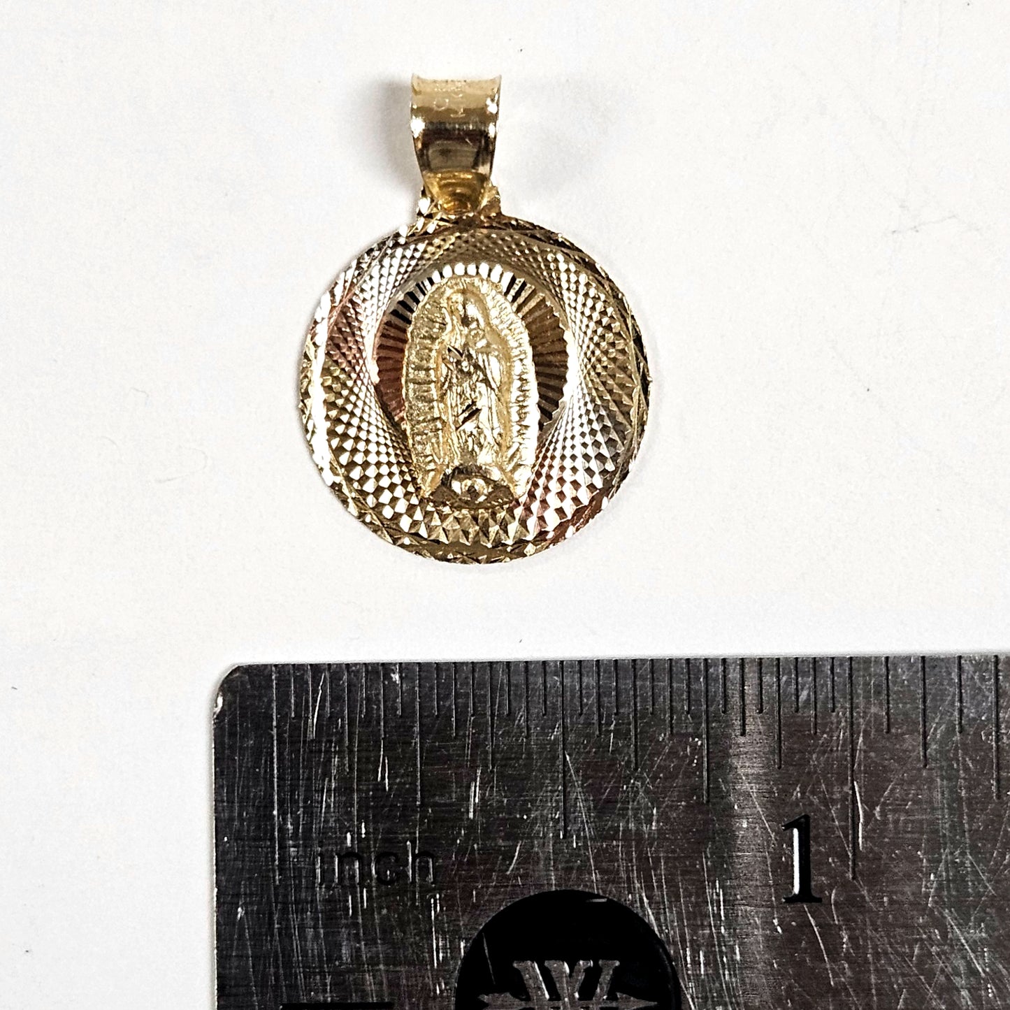 14k  Unisex Yellow Gold tri-tone virgen Pendant