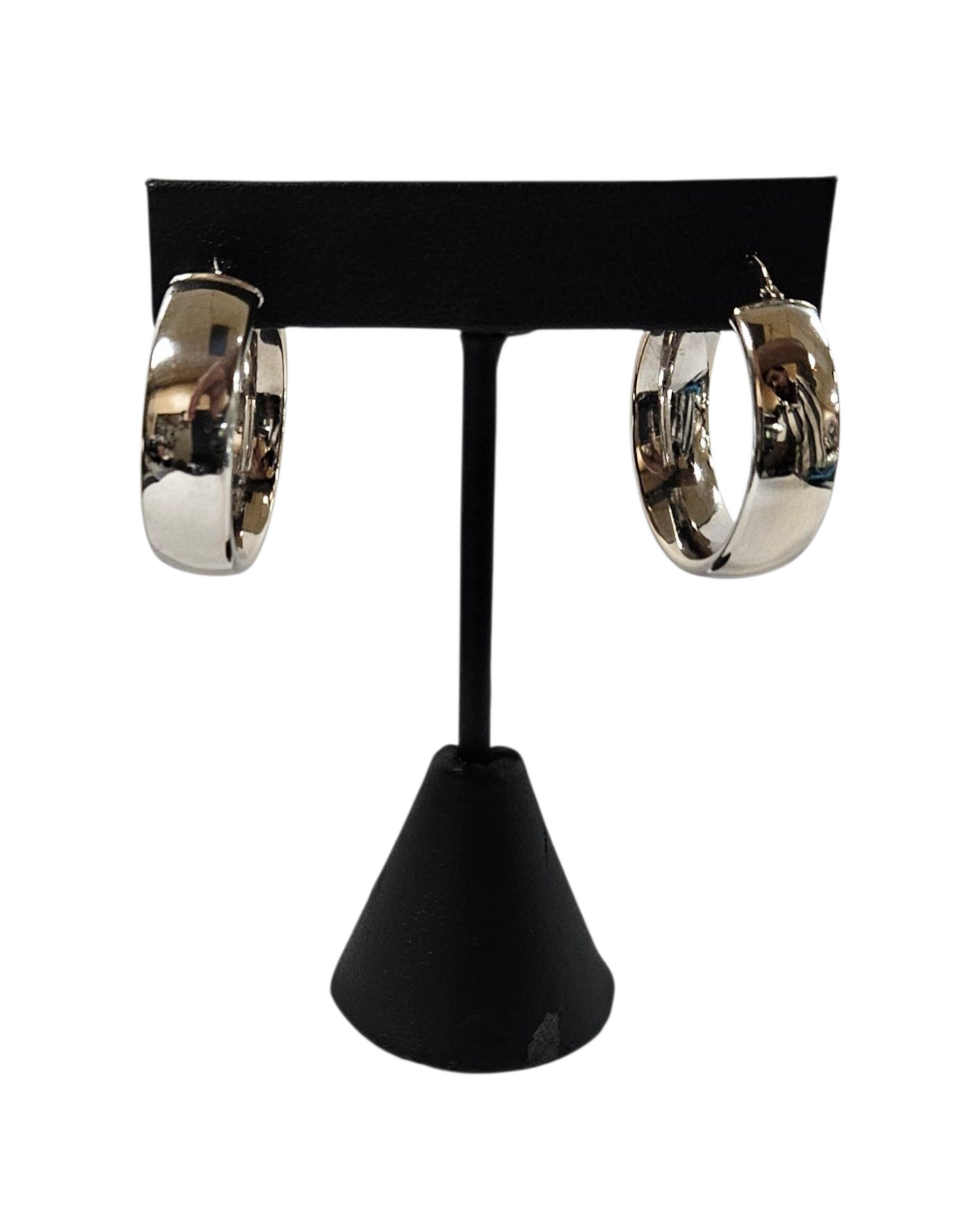 Ladies 14k White Gold Hoop Earrings