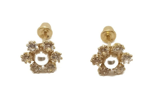 14K Yellow gold ZC flower stud earrings