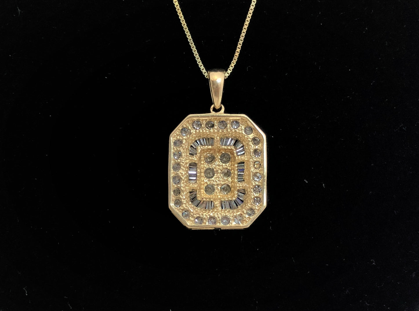 Ladies 14k yellow gold diamond pendant and necklace - Luxury Diaz